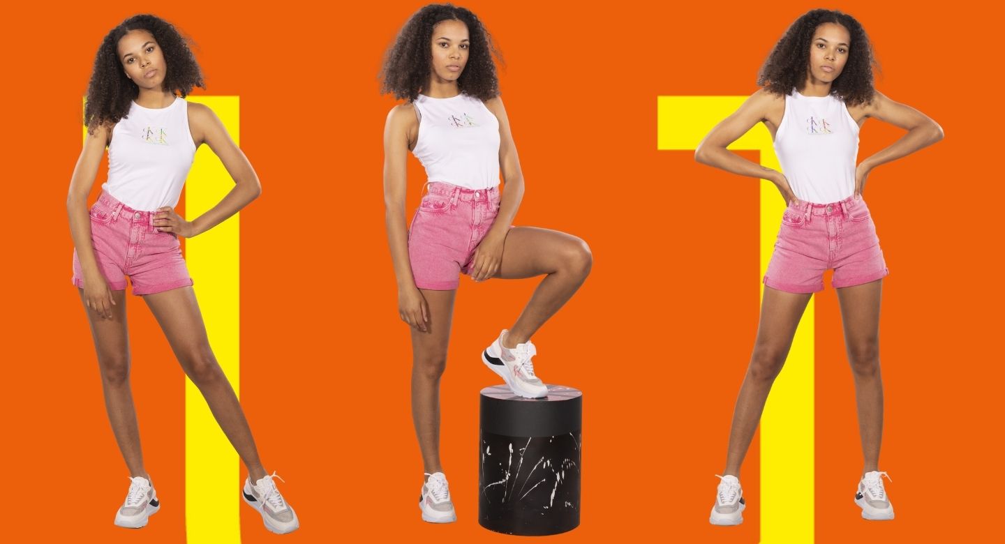 Benedetta modella per Checkpoint: shorts e canotta Calvin Klein